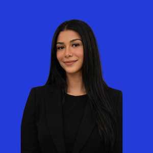 Sarah, un consultant seo à Cannes