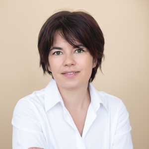 Christelle ARNAUD, consultante SEO & GEO, un consultant seo à La Crau